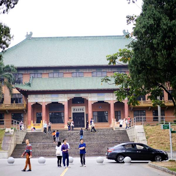 凯里酸汤鱼寻味地图：白酸与红酸之争